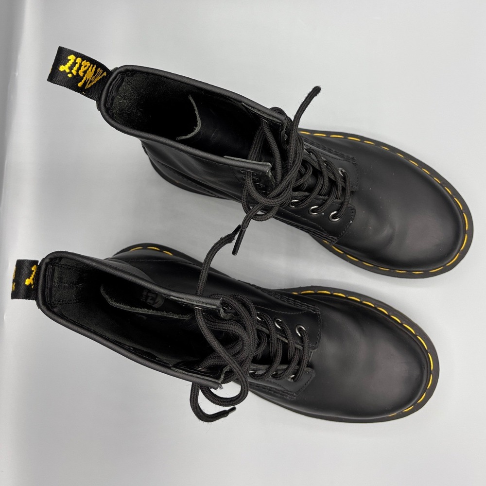 Dr. Martens Black Nappa Leather 8-Eye Boots Womens Size 8 1460 W Doc Marten EUC - Picture 4 of 9